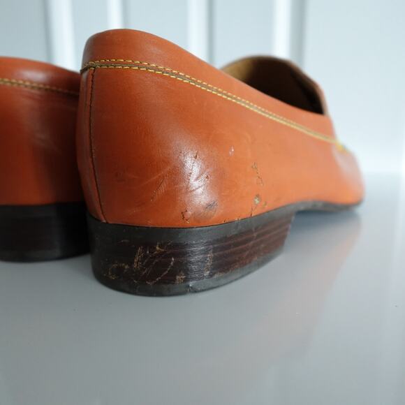 Louis Vuitton Tan Brown Orange Leather LV Gold Plaque Logo Square Toe Loafers - Picture 8 of 16
